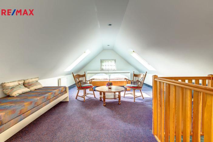 Prodej rodinného domu, Svoboda nad Úpou, Sluneční stráň, 393 m2