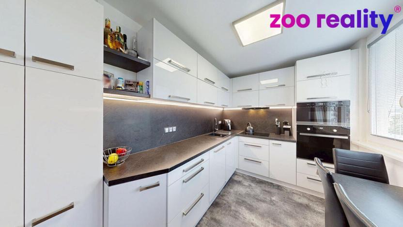 Prodej bytu 2+1, Strakonice, Bezděkovská, 55 m2