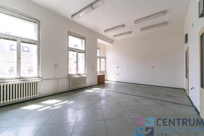 Prodej kanceláře, Jablonec nad Nisou, Podhorská, 1578 m2