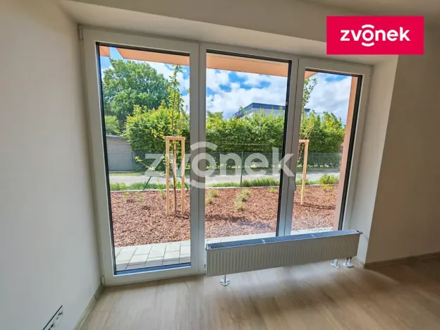 Pronájem bytu 1+kk, Otrokovice, Komenského, 36 m2