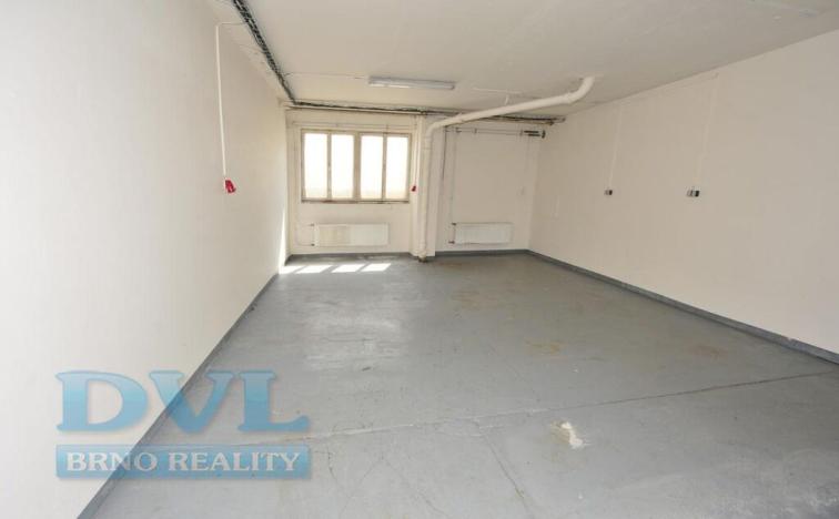 Pronájem výrobních prostor, Brno, Hájecká, 623 m2
