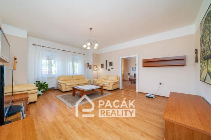 Prodej rodinného domu, Tršice, 1000 m2