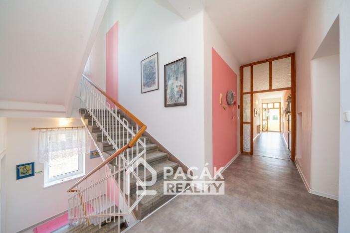 Prodej rodinného domu, Tršice, 1000 m2