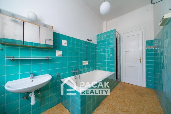 Prodej rodinného domu, Tršice, 1000 m2