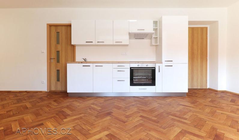 Pronájem bytu 1+kk, Praha - Libeň, U libeňského pivovaru, 41 m2