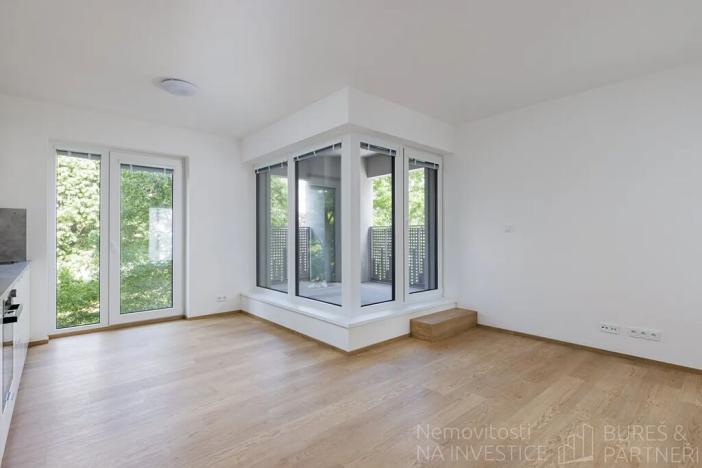 Pronájem bytu 1+kk, Praha - Stodůlky, Hábova, 38 m2