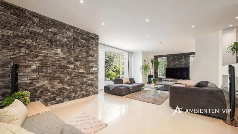 Prodej rodinného domu, Moravany, 271 m2