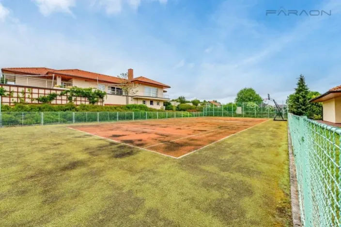 Pronájem rodinného domu, Čakov, 270 m2