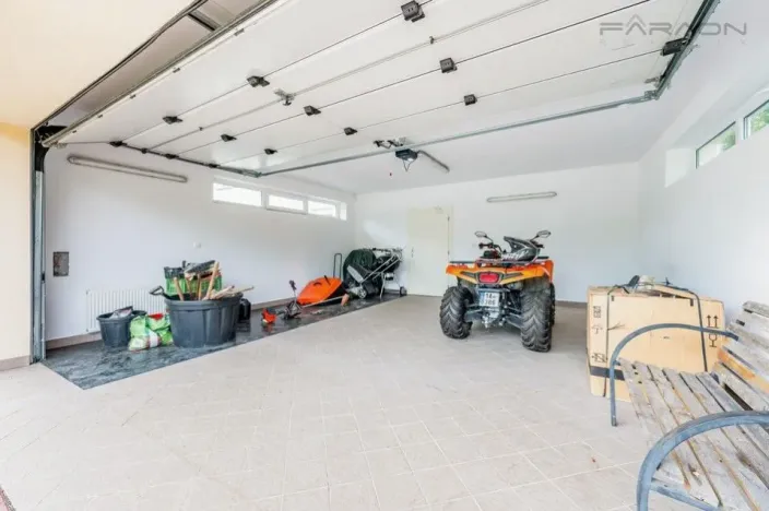 Pronájem rodinného domu, Čakov, 270 m2