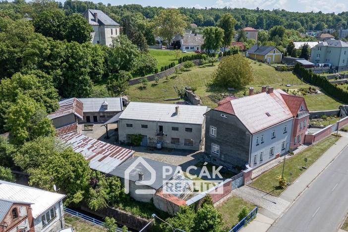 Prodej výrobních prostor, Tršice, 1000 m2