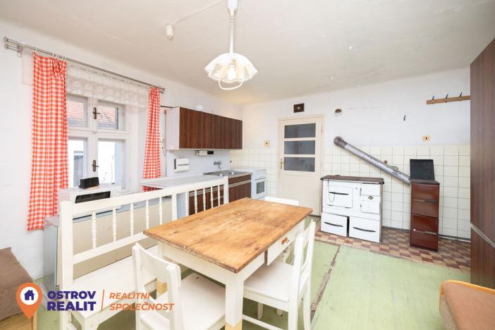 Prodej zemědělské usedlosti, Chlum, 823 m2