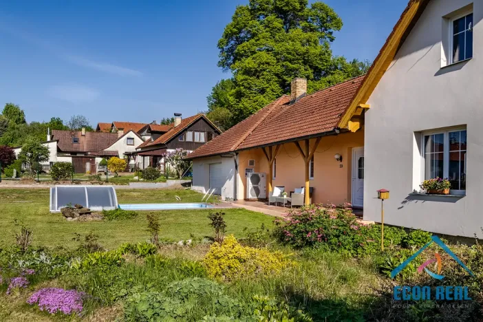 Prodej rodinného domu, Černovice - Svatava, 140 m2