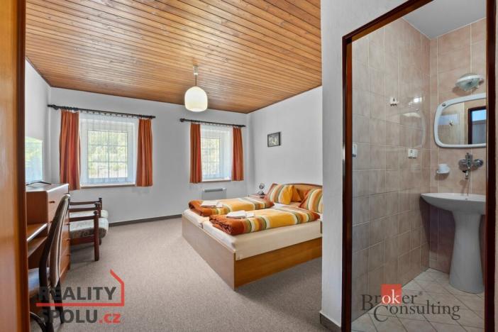 Prodej ubytování, Malá Úpa - Dolní Malá Úpa, 526 m2