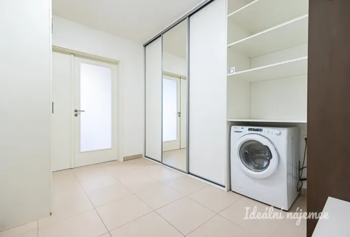 Pronájem bytu 3+kk, Praha - Dolní Chabry, Poštova, 83 m2