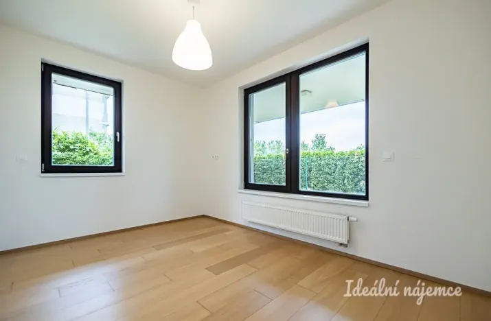 Pronájem bytu 3+kk, Praha - Dolní Chabry, Poštova, 83 m2