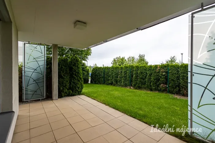 Pronájem bytu 3+kk, Praha - Dolní Chabry, Poštova, 83 m2