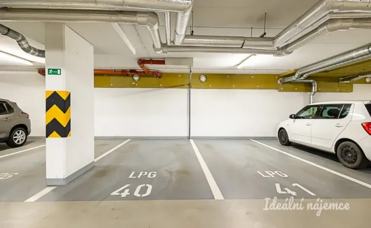 Pronájem bytu 3+kk, Praha - Dolní Chabry, Poštova, 83 m2