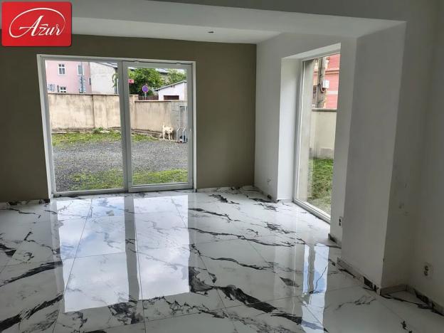 Prodej rodinného domu, Dubí, Střední, 224 m2