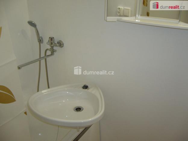 Pronájem bytu 3+1, Děčín - Děčín IX-Bynov, Na Pěšině, 67 m2