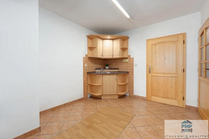 Prodej rodinného domu, Velké Opatovice, Opatovičky, 233 m2