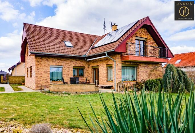 Prodej rodinného domu, Úvaly, 214 m2