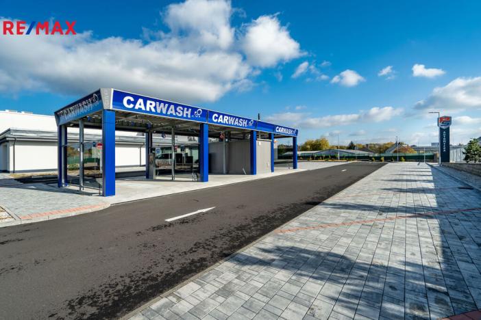 Prodej komerční nemovitosti, Karlovy Vary, 1967 m2