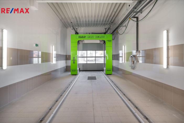 Prodej komerční nemovitosti, Karlovy Vary, 1967 m2