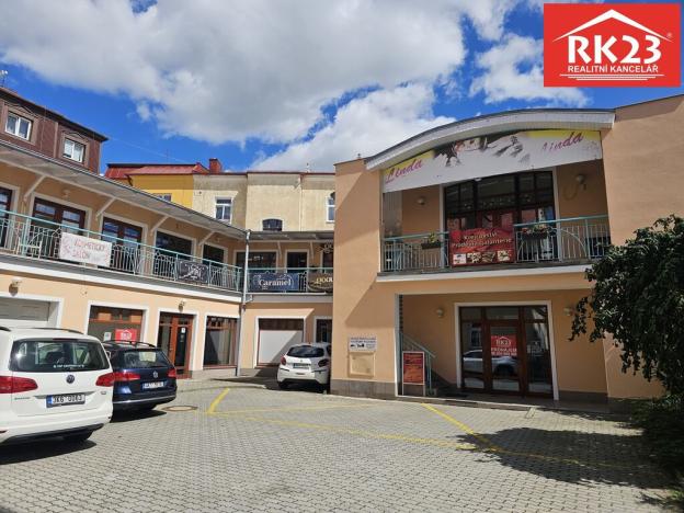 Pronájem obchodního prostoru, Mariánské Lázně, Hlavní třída, 57 m2