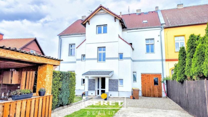 Prodej vícegeneračního domu, Žatec, Chomutovská, 300 m2