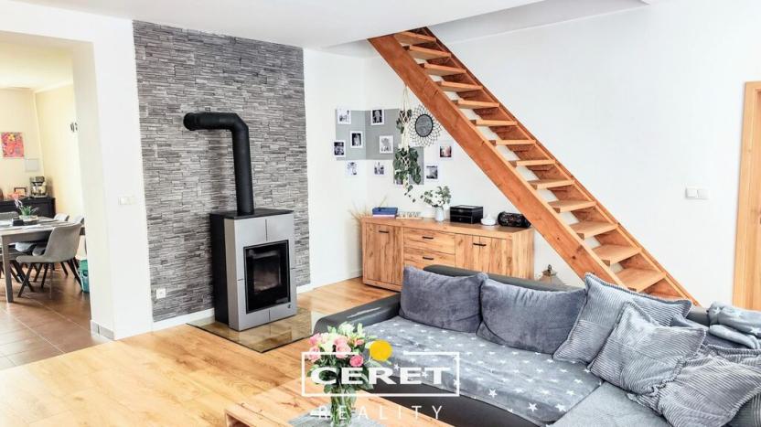 Prodej vícegeneračního domu, Žatec, Chomutovská, 300 m2