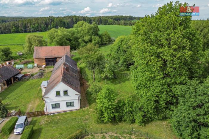 Prodej pozemku pro bydlení, Zahrádka, 2302 m2