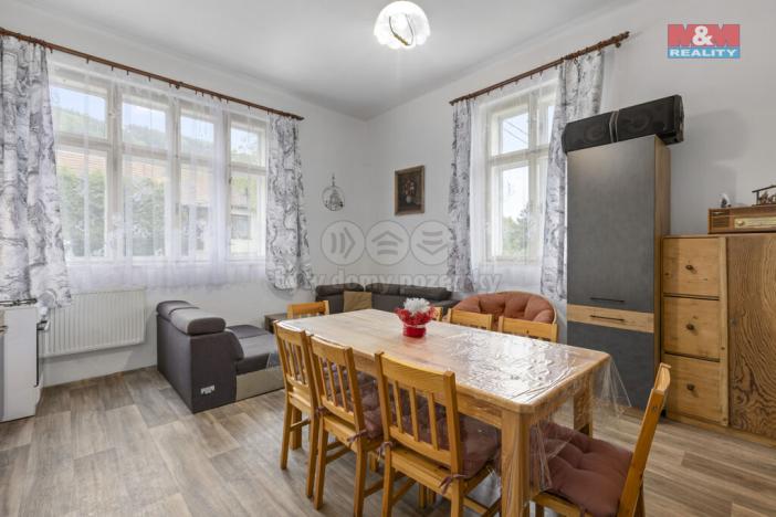 Prodej rodinného domu, Žlebské Chvalovice, 280 m2