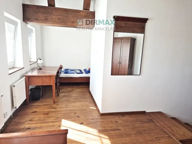 Pronájem pokoje, Plzeň - Valcha, Dobřanská, 30 m2