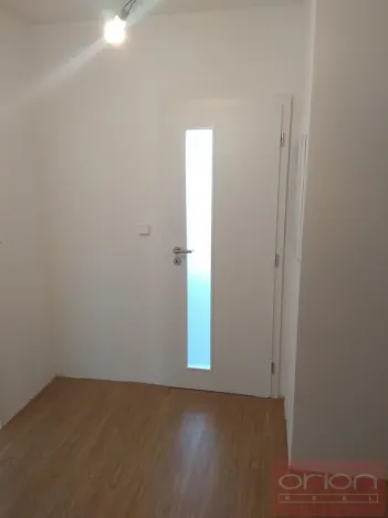 Pronájem bytu 2+1, Praha - Háje, Emilie Hyblerové, 57 m2