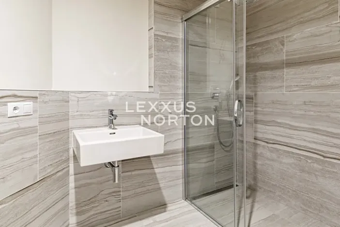 Prodej bytu 4+kk, Praha - Bubeneč, Rooseveltova, 145 m2