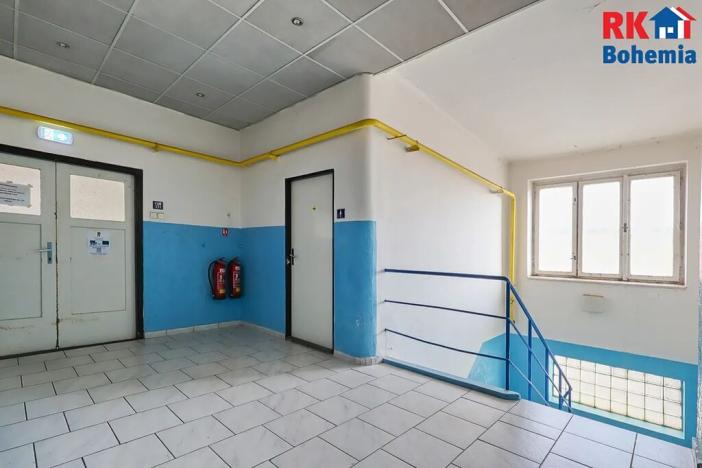 Pronájem kanceláře, Český Brod, Zborovská, 116 m2