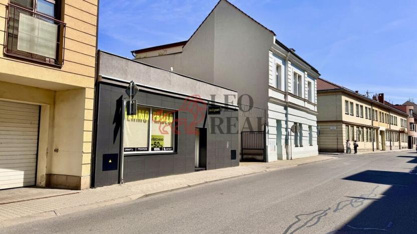 Pronájem obchodního prostoru, Uherské Hradiště, Hradební, 60 m2