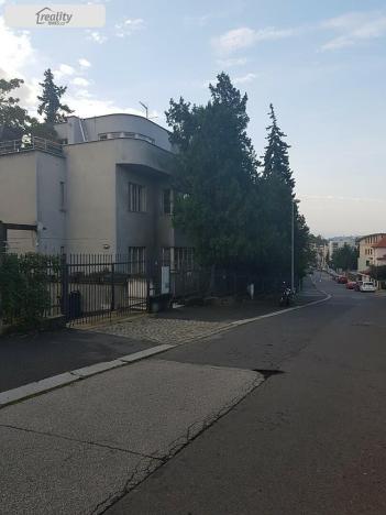 Pronájem bytu 2+1, Praha - Podolí, Na Podkovce, 61 m2