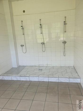 Pronájem komerční nemovitosti, Korozluky, 400 m2