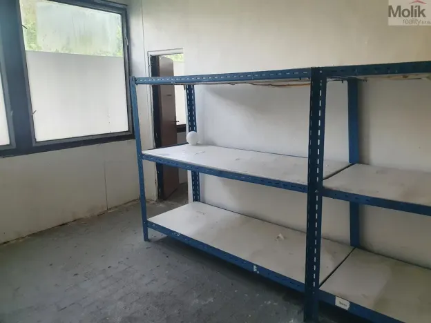 Pronájem komerční nemovitosti, Korozluky, 400 m2