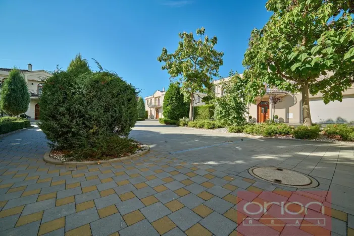 Pronájem rodinného domu, Praha - Nebušice, Nebušická, 243 m2