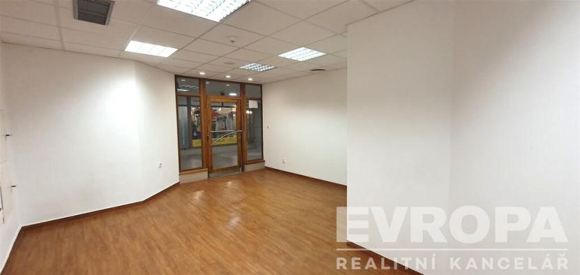 Pronájem obchodního prostoru, Vrchlabí, Krkonošská, 22 m2