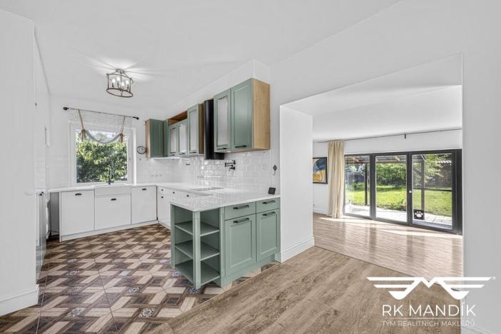 Prodej rodinného domu, Mníšek pod Brdy, U nádraží, 164 m2