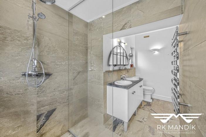 Prodej rodinného domu, Mníšek pod Brdy, U nádraží, 164 m2