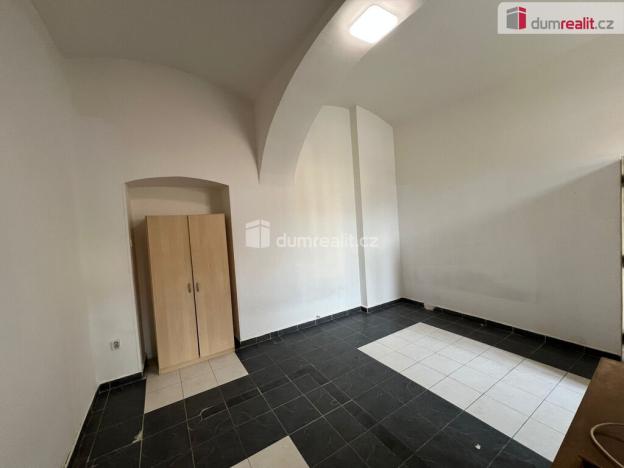 Pronájem bytu 1+1, Praha - Libeň, Zenklova, 26 m2