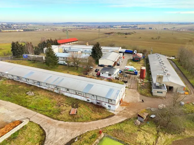 Prodej zemědělského objektu, Lány, Zámecká, 4000 m2