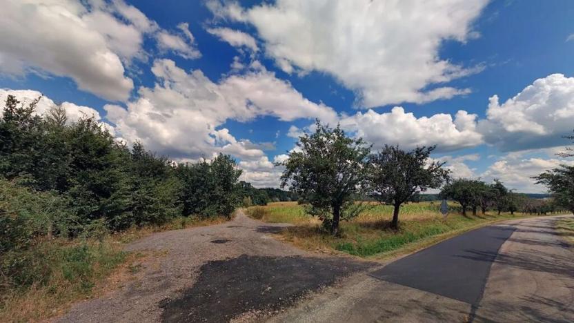 Prodej pole, Uhersko, 5031 m2