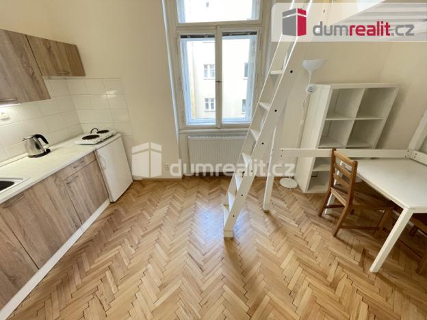 Pronájem bytu 1+kk, Praha - Smíchov, Svornosti, 22 m2