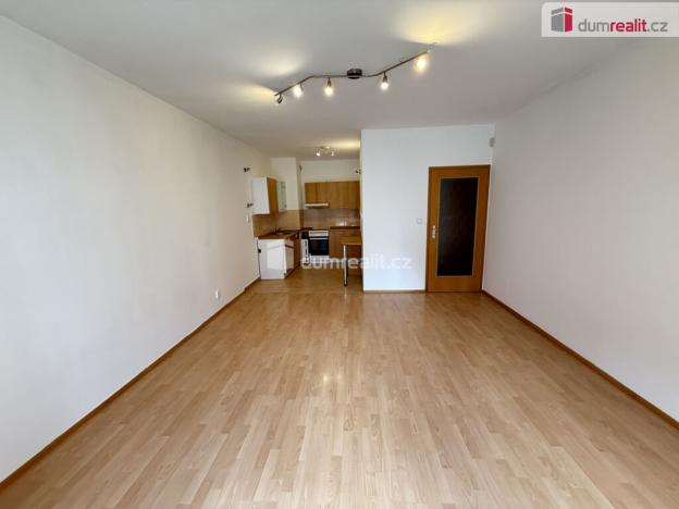 Pronájem bytu 2+kk, Praha - Záběhlice, Velenovského, 50 m2