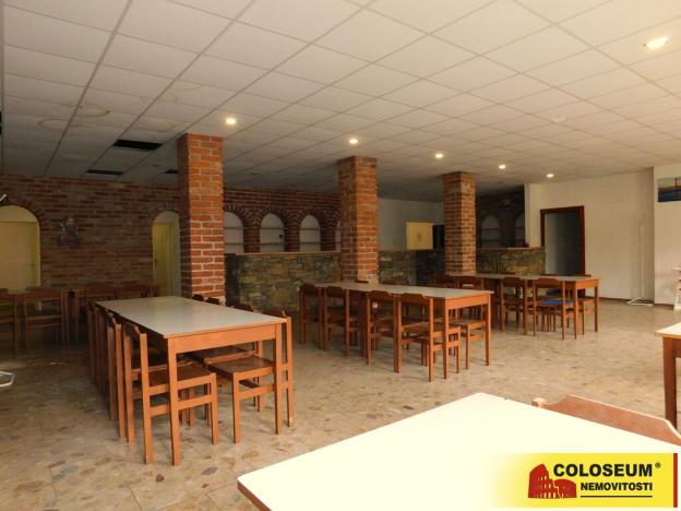 Prodej restaurace, Dobšice, 950 m2